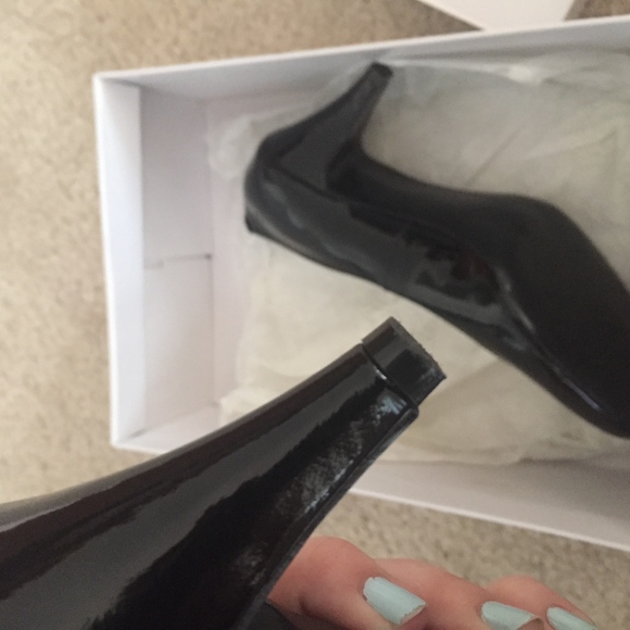 Steve Madden Ulltra Patent Leather Pump - Picture 7 of 8